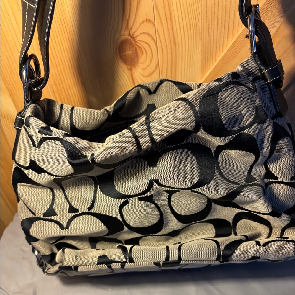 Coach HOBO, gently used